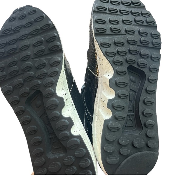 Nwt new in box Vlado la designer shoes from Macys - Picture 4 of 4